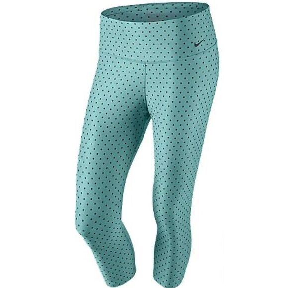 Nike Cropd - Picture 1 of 5